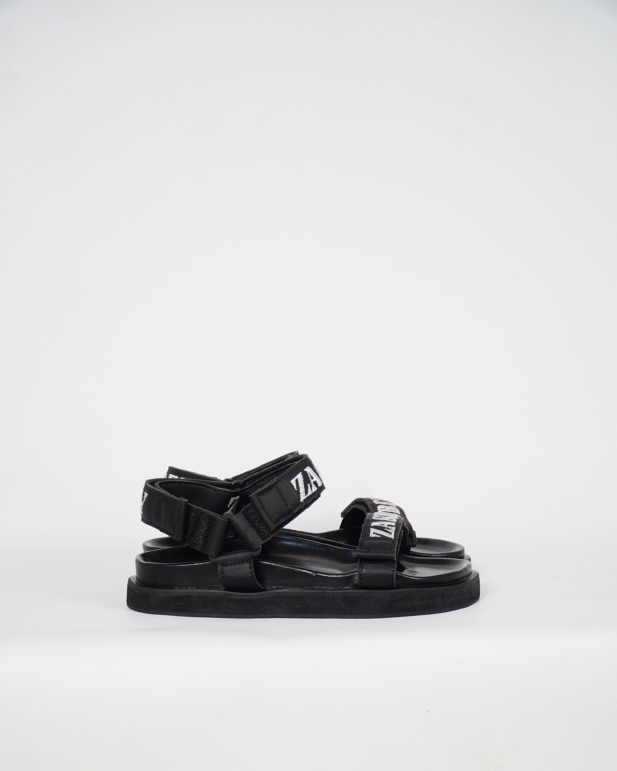 Zasberry Embroidery Logo Sandals